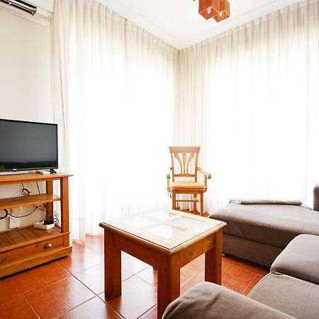 Galihost - Apartamento Con Piscina En El Centro De Санксенсо Екстериор снимка
